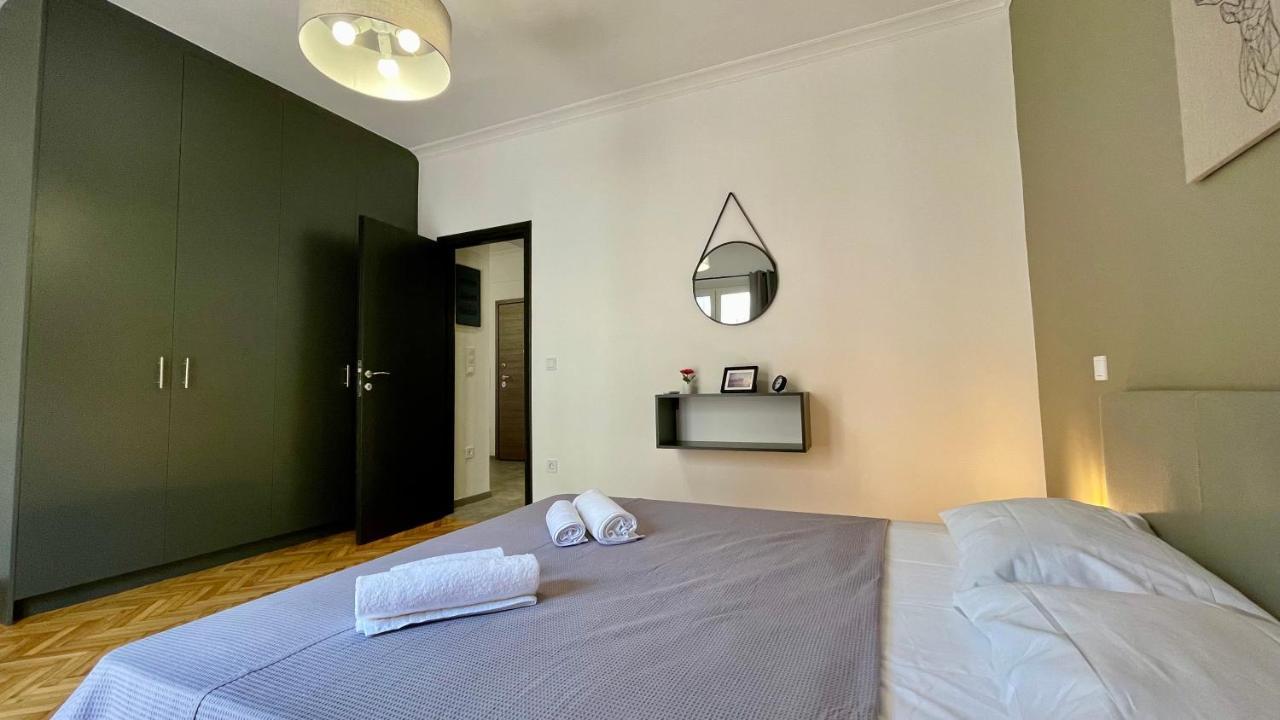 Gorgeous Renovated Apt. Close To Metro And Cultural Sites! Афины Экстерьер фото